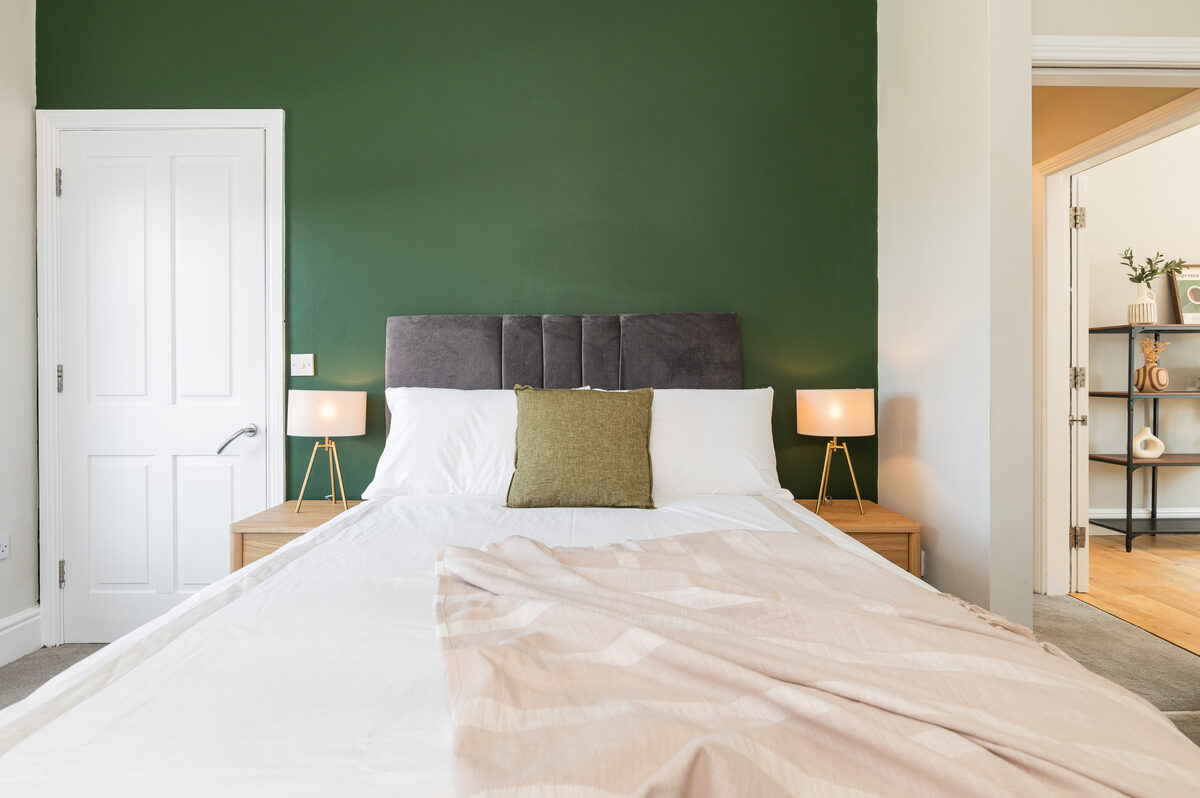 EirStay Donnybrook master bedroom ideal for short stay accommodation Dublin 4