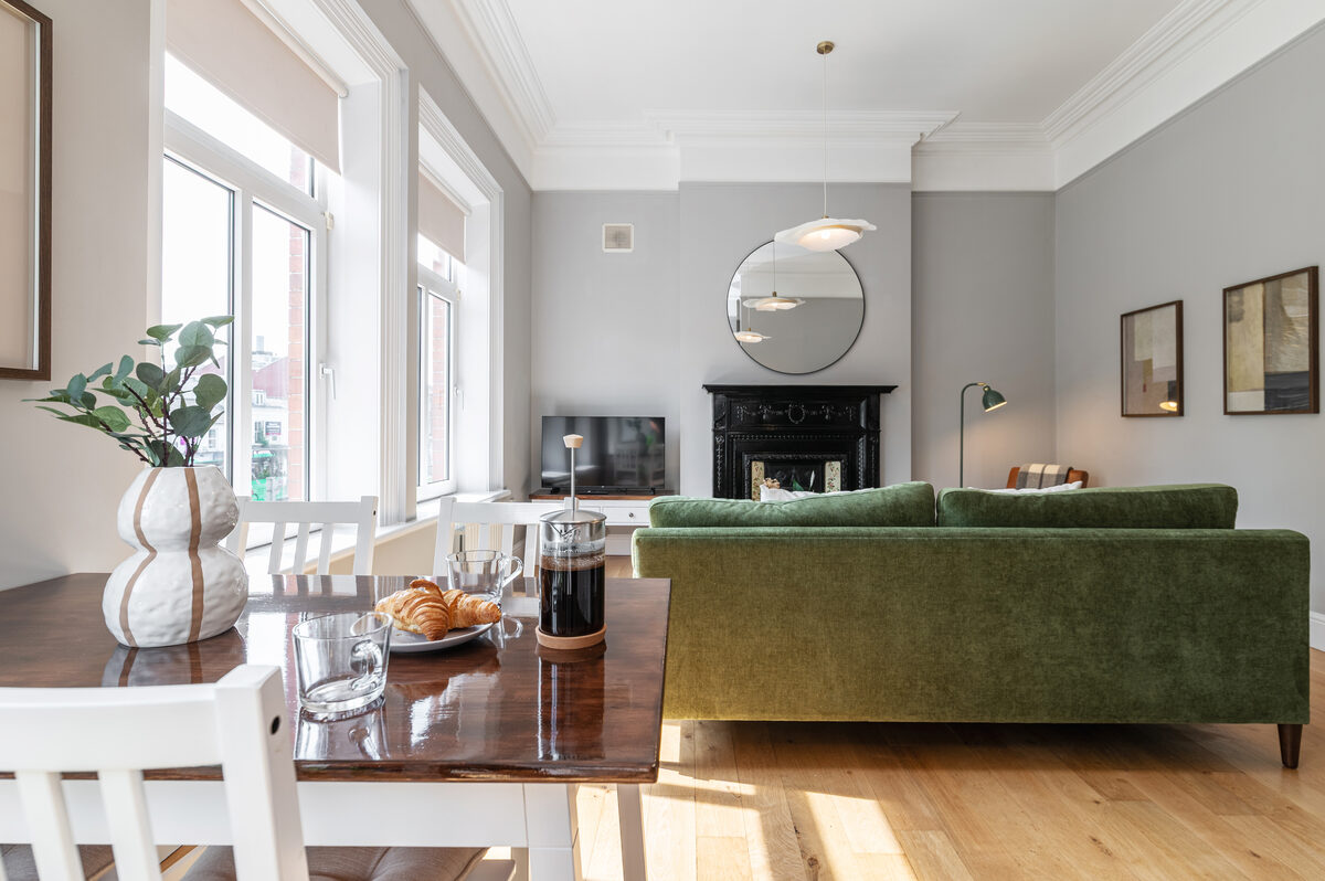 EirStay corporate short stay open plan dining and living area Donnybrook Dublin 4