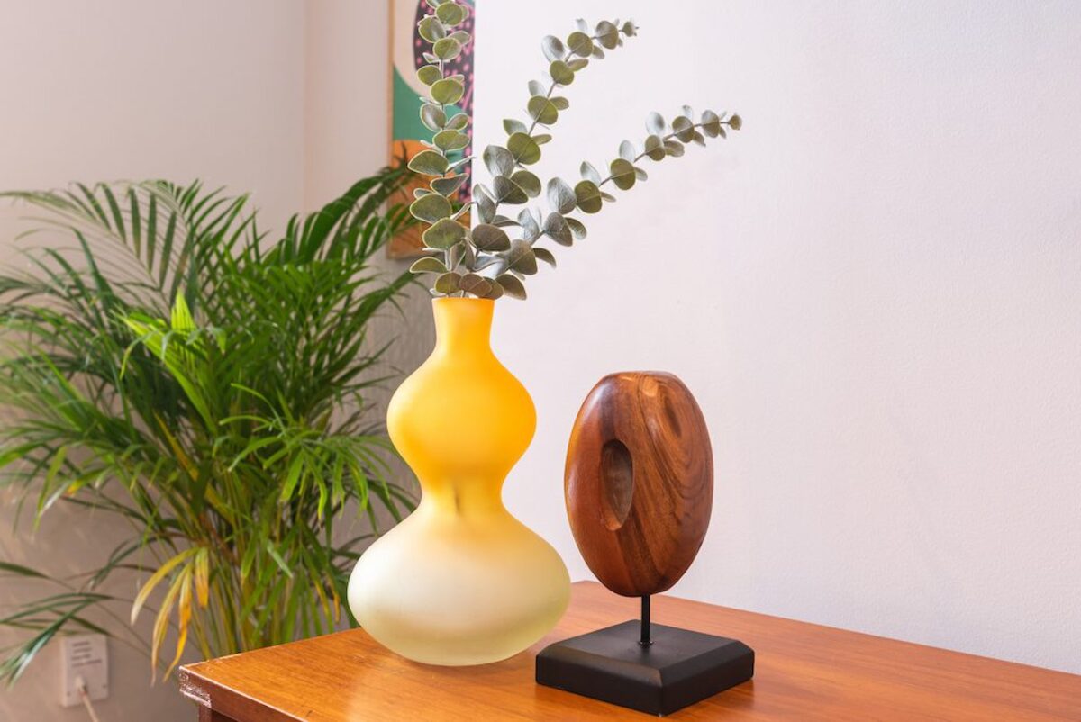 Contemporary bathroom in EirStay corporate short stay apartment Camden Street Dublin 2