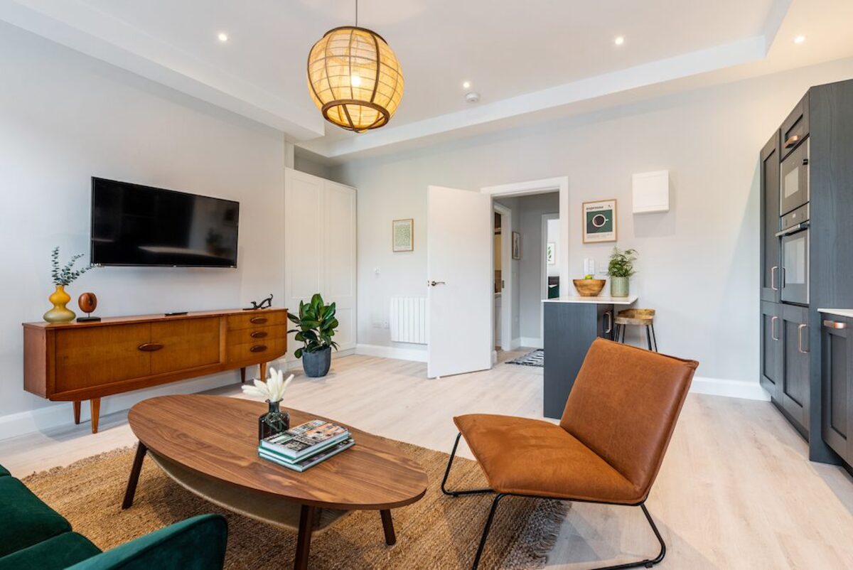 Modern fitted kitchen in EirStay corporate short stay apartment Camden Street Dublin 2