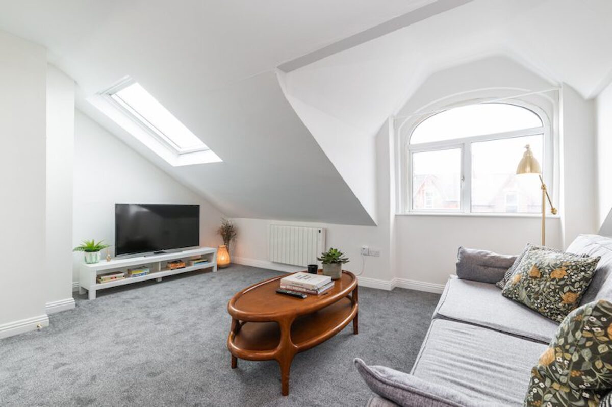 Fitted kitchen in EirStay loft corporate accommodation Ranelagh Dublin 6