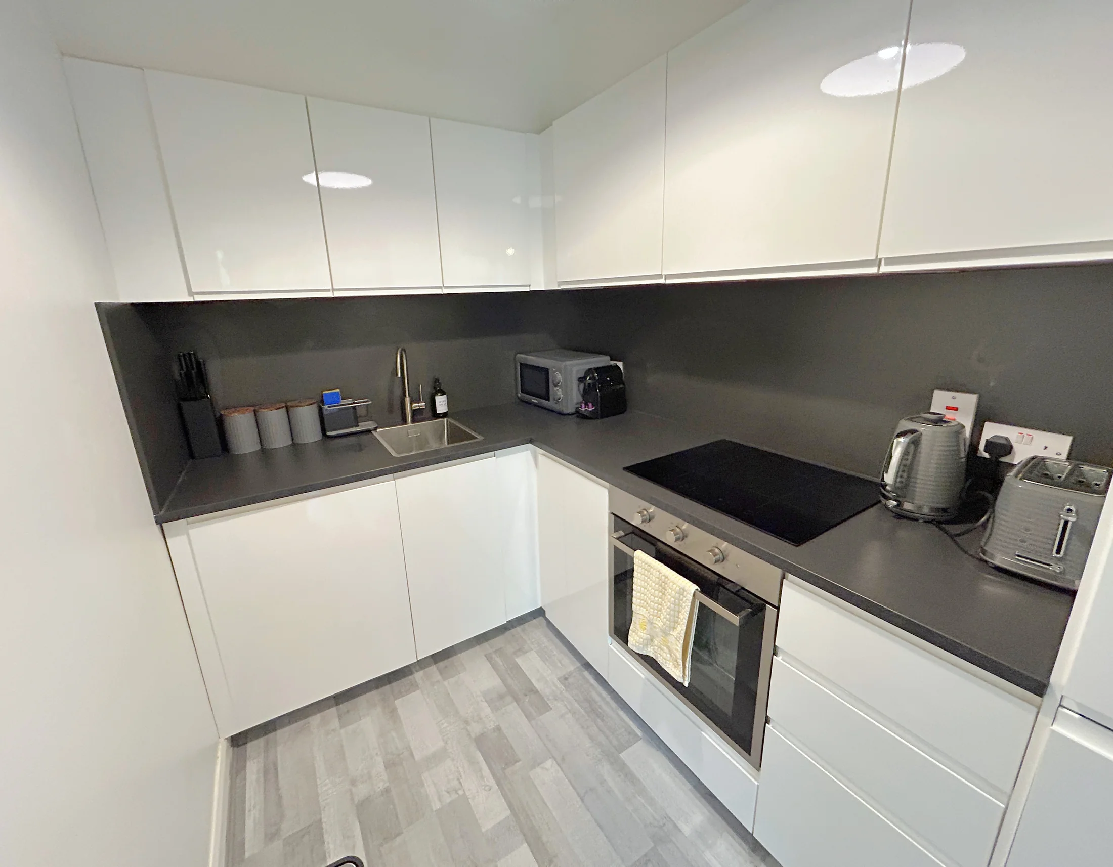 Rathgar apartment kitchen cabinets