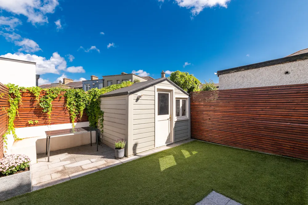 Private outdoor garden at the Sandford Gardens three-bedroom home