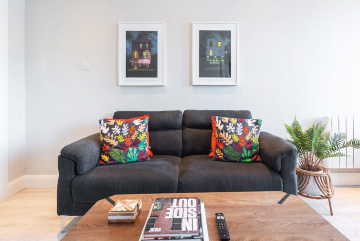 Comfortable bedroom in EirStay Temple Bar serviced apartment Dublin 2 short-term rental