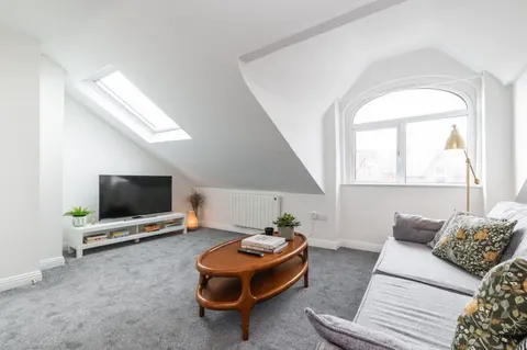 Fitted kitchen in EirStay loft corporate accommodation Ranelagh Dublin 6